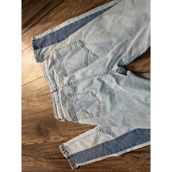 Shein XS High Waist Light Wash Skinny Jean with Thin Dark Line Denim Down Front - Picture 7 of 7